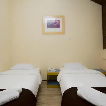 Junior בית הארחה קופאוניק