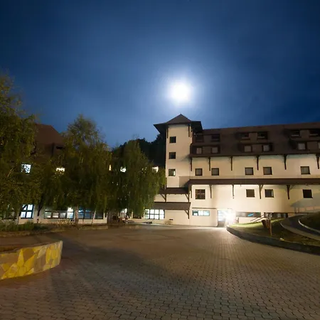 בית הארחה Junior קופאוניק