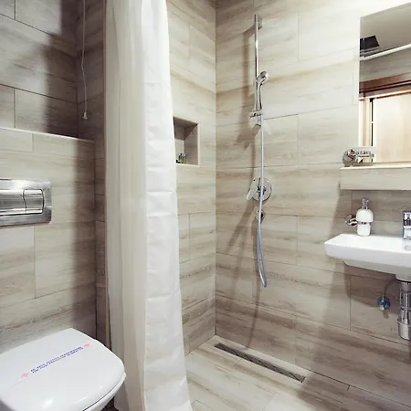 בית הארחה Junior